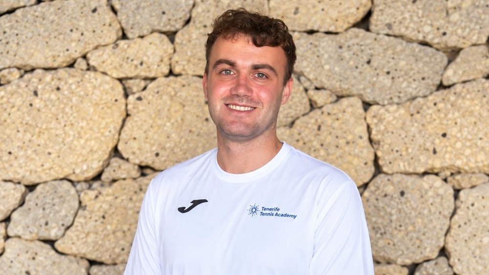 &Aacute;ngel Basti&aacute;n Ant&oacute;n, strength and conditioning coach